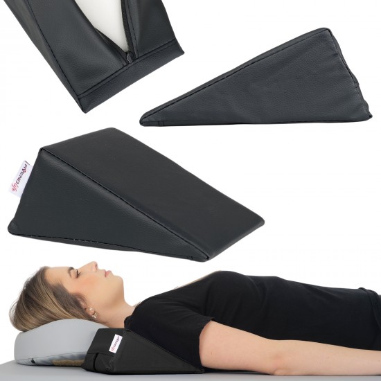 Klinasti jastuk 20x15x10 K515 crni